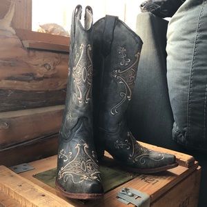 Circle G Women’s Crackle Embroidery Cowboy Boots